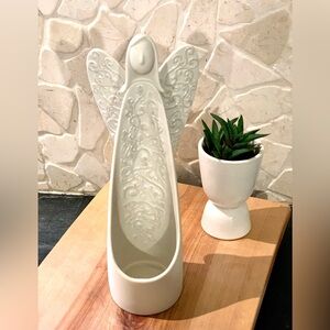 PARTYLITE | Serenity Angel Tealight or Votive Holder